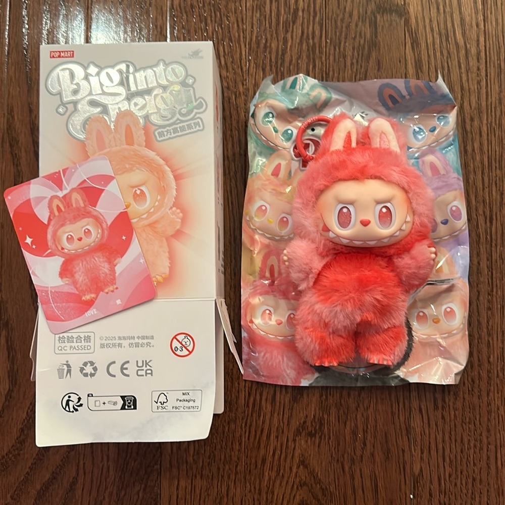 Pop Mart The Monsters Big Into Energy - LOVE